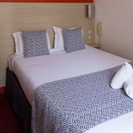 פוטו Hotel De Paris La Defense מראה חיצוני תמונה