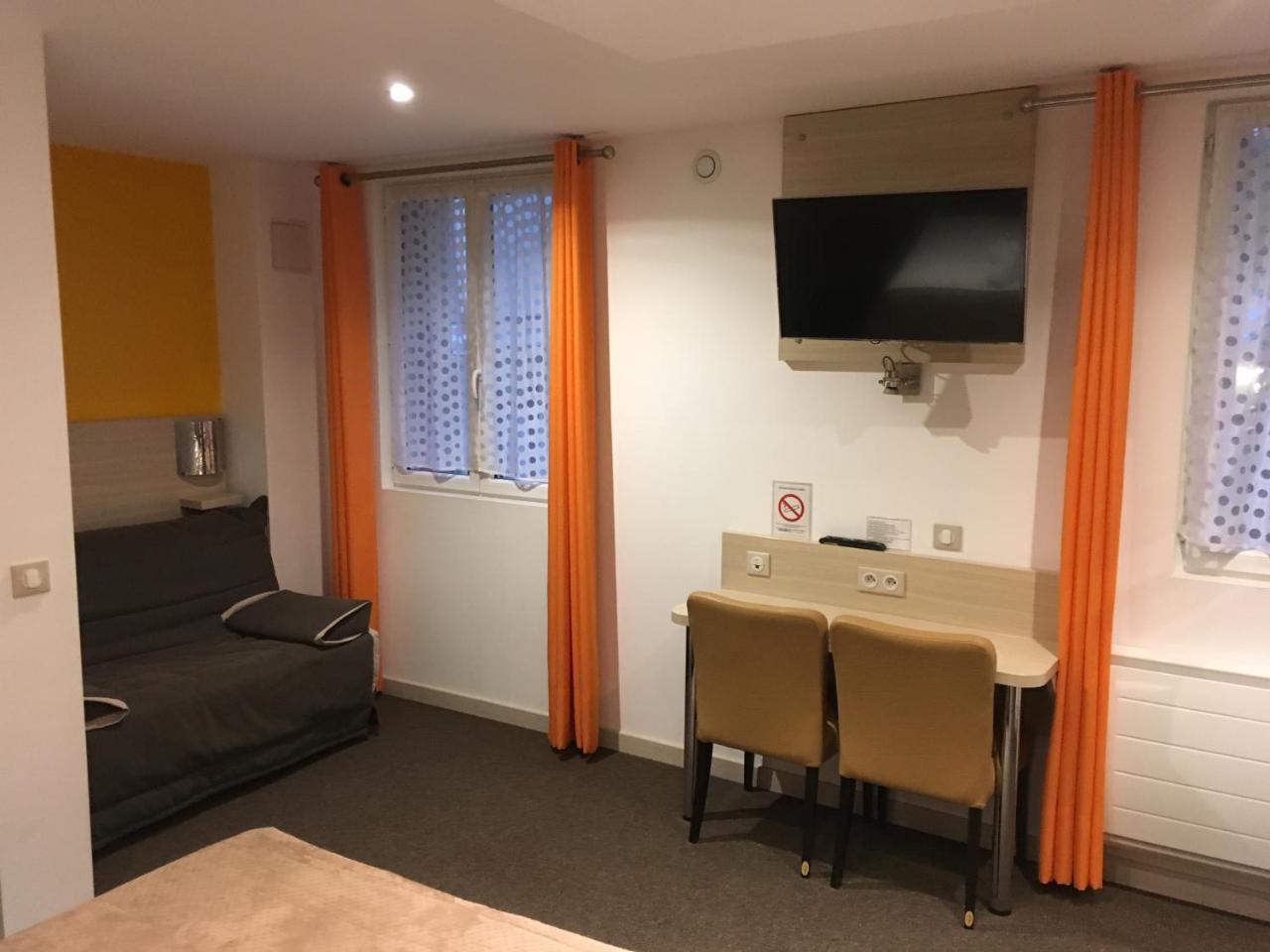 פוטו Hotel De Paris La Defense מראה חיצוני תמונה