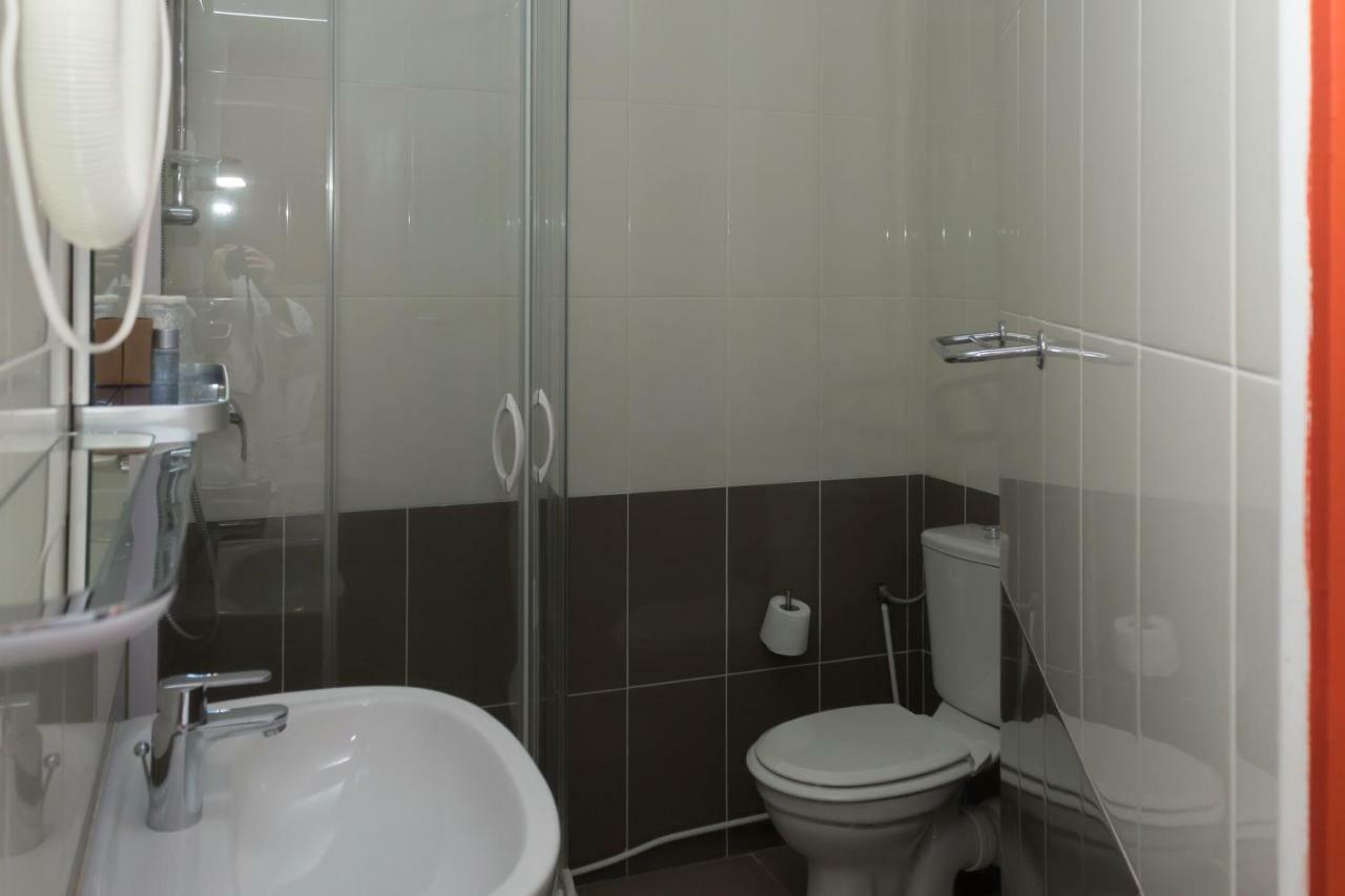 פוטו Hotel De Paris La Defense מראה חיצוני תמונה
